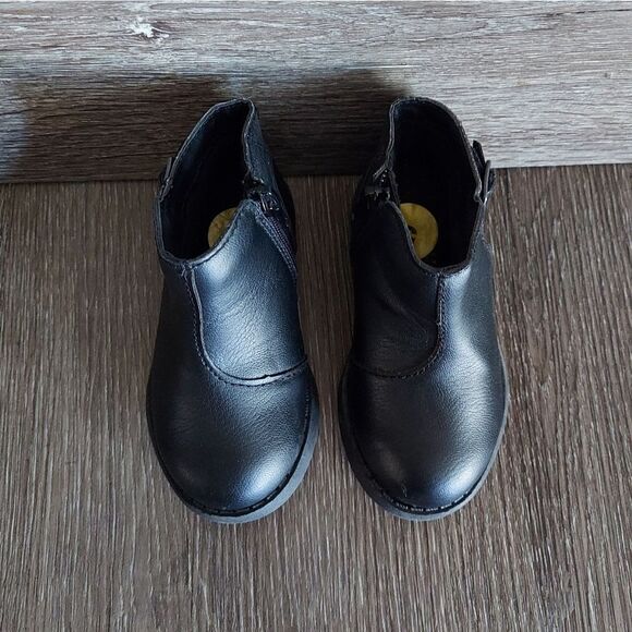 OshKosh B'gosh Banu Infant Girl's Black Ankle Boots Size 5 - Picture 3 of 8